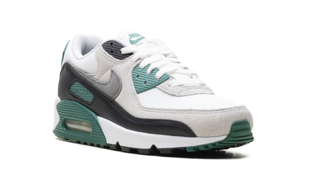 "Evergreen Aura" Air Max 90 DM0029 116 - product image from the listing.