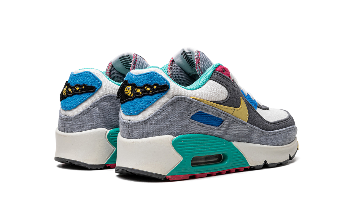"Sprung Caterpillar" Air Max 90 GS DN4415 001 - product image from the listing.