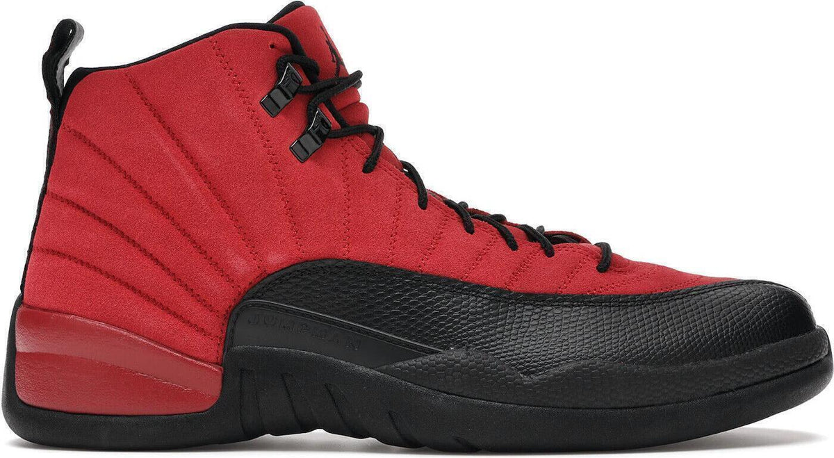 Jordan 12 Retro Reverse Flu Game 2020 - Size 9 - product image from the listing.