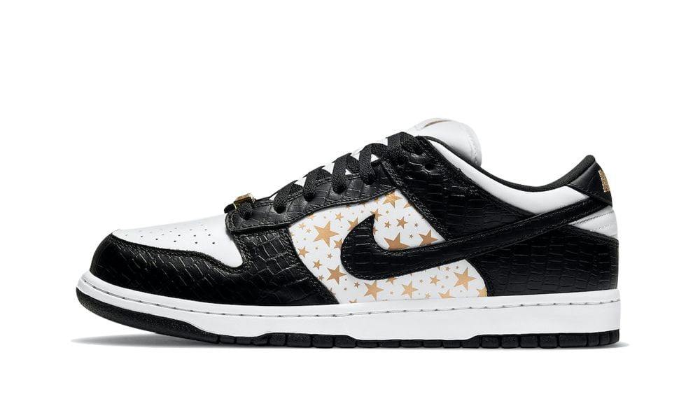 Supreme x Nike SB Dunk Low Stars in Black - product image from the listing.