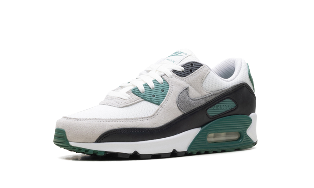 "Evergreen Aura" Air Max 90 DM0029 116 - product image from the listing.