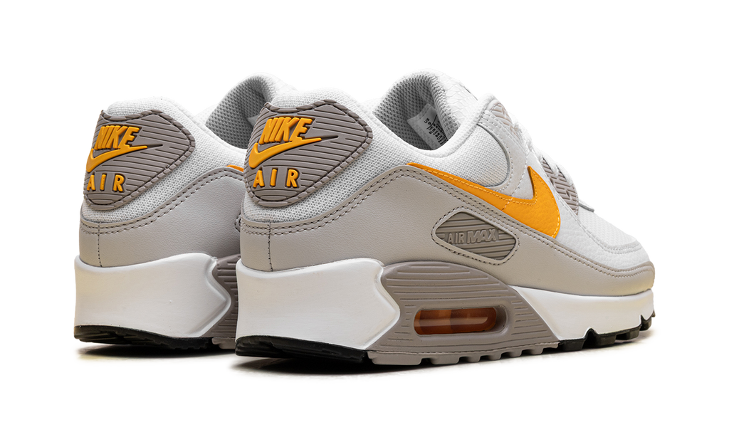 "White Laser Orange" Air Max 90 DM0029 119 - product image from the listing.