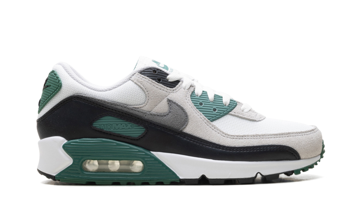 "Evergreen Aura" Air Max 90 DM0029 116 - product image from the listing.